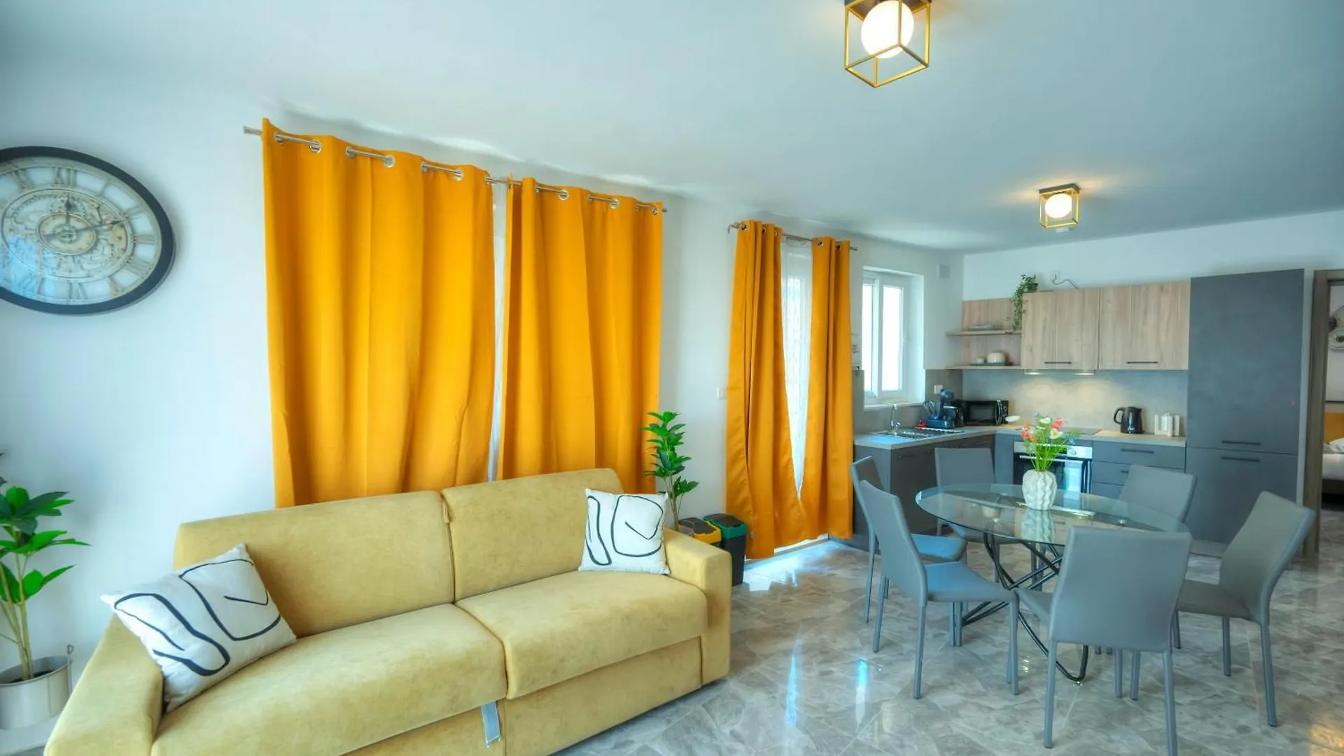 Luxury Penthouse With Jacuzzi On Sun Terrace Apic1-2 Apartment Santa Vennera