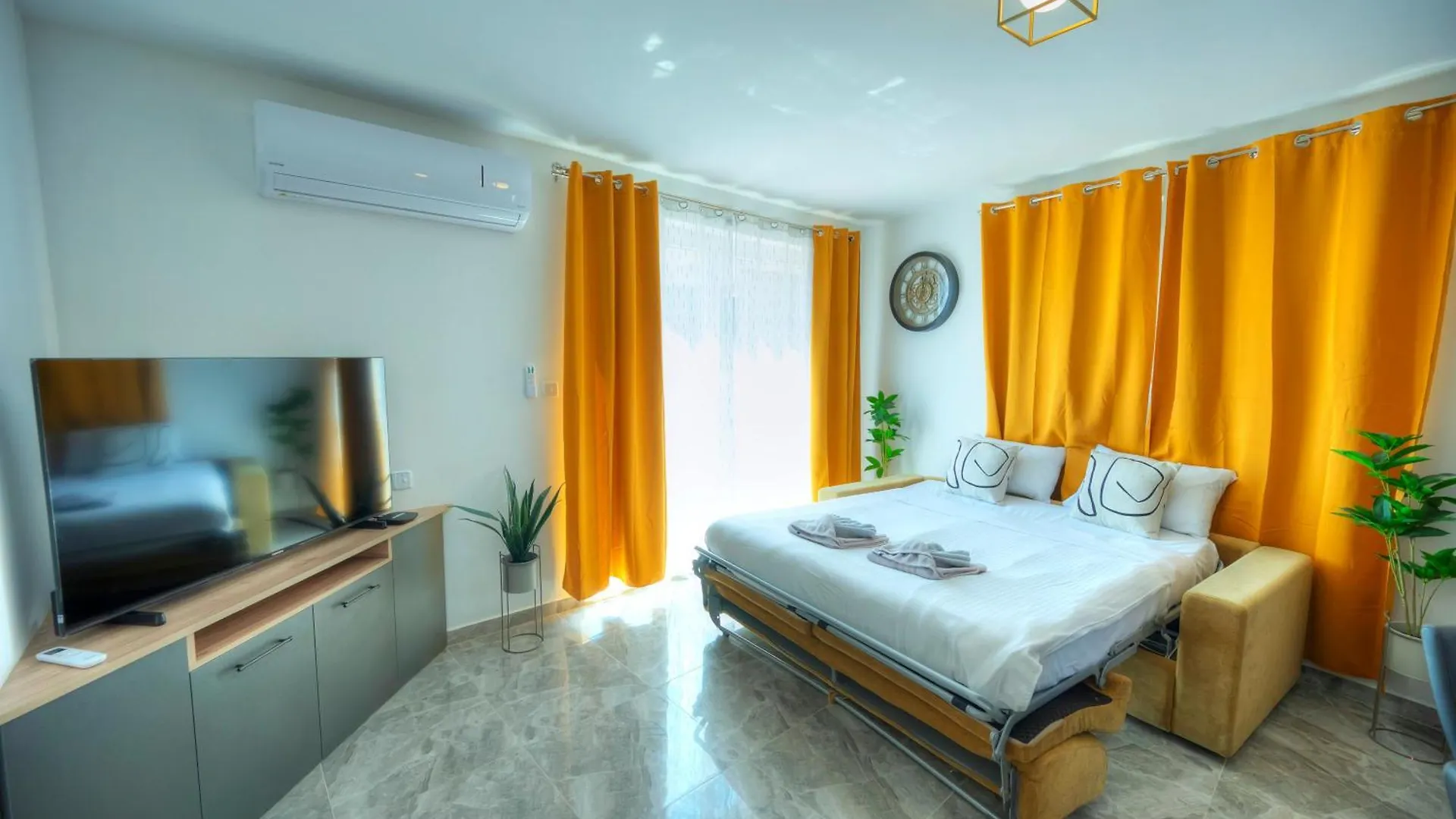 Luxury Penthouse With Jacuzzi On Sun Terrace Apic1-2 Apartment Santa Vennera