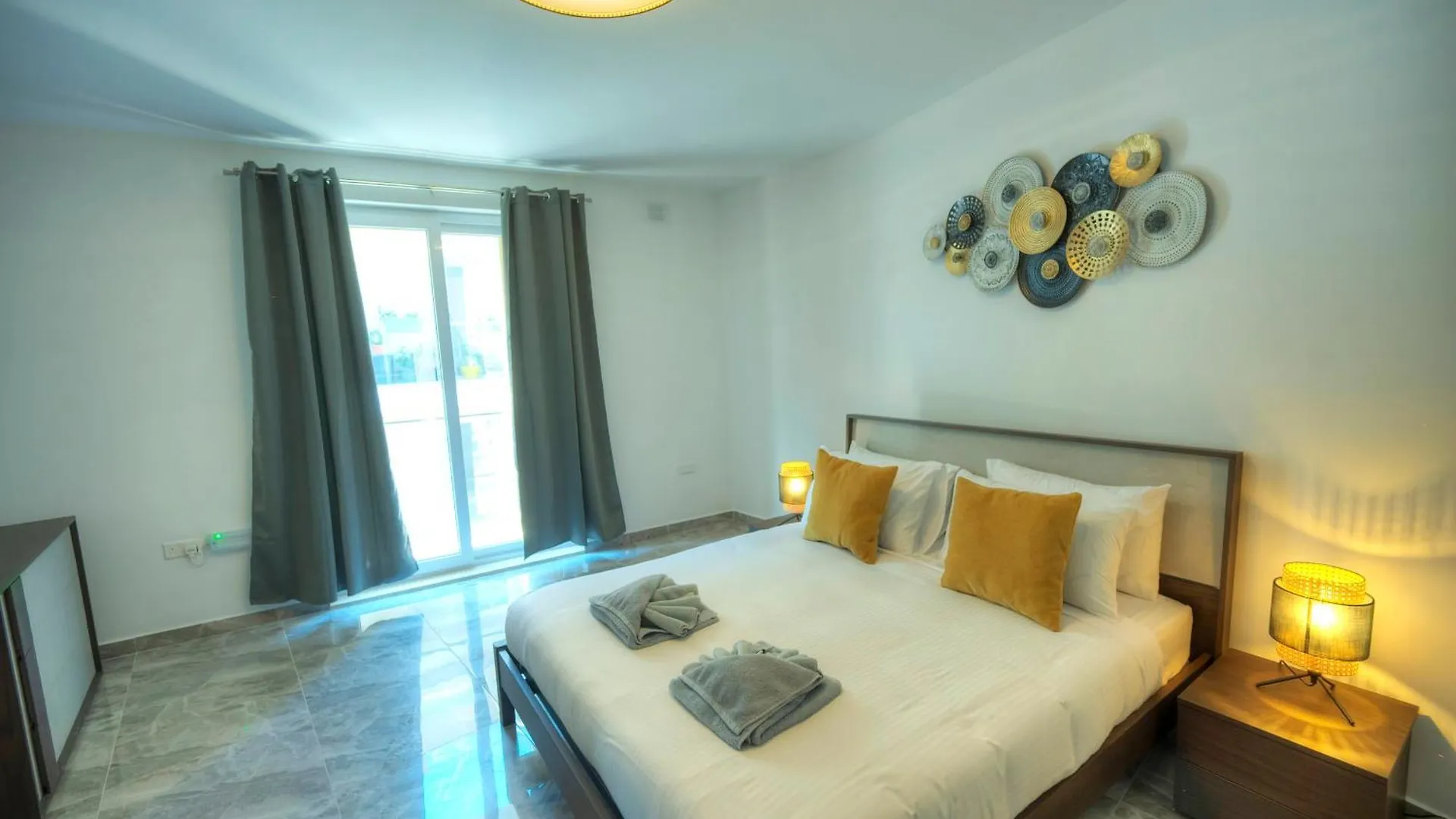 Luxury Penthouse With Jacuzzi On Sun Terrace Apic1-2 Apartment Santa Vennera