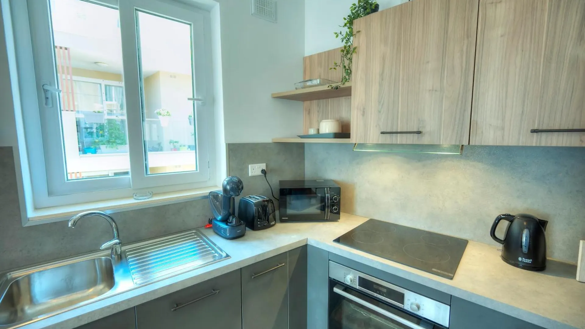 Luxury Penthouse With Jacuzzi On Sun Terrace Apic1-2 Apartment Santa Vennera Malta